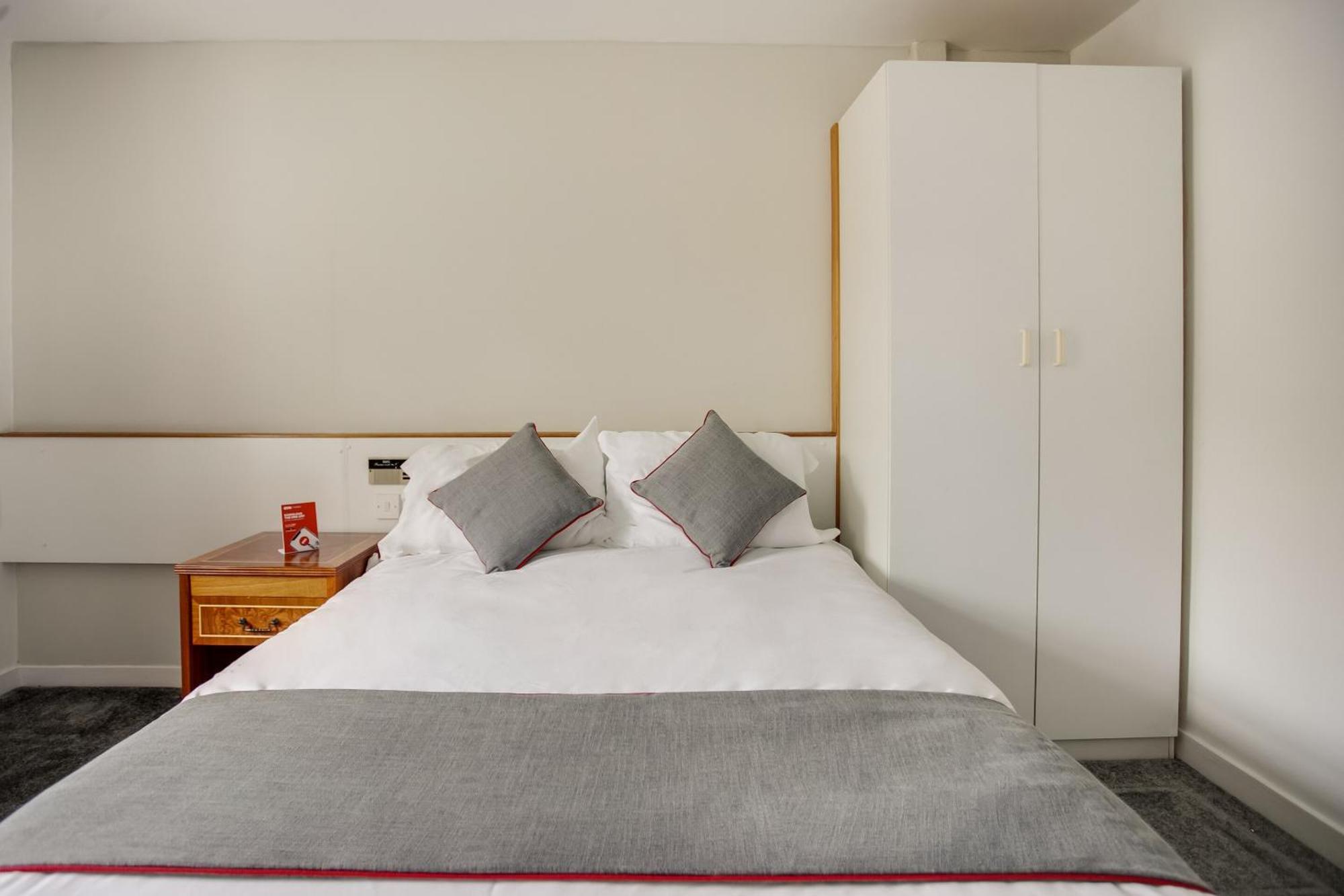 Oyo Glenpark Hotel, Ayr Central Eksteriør billede