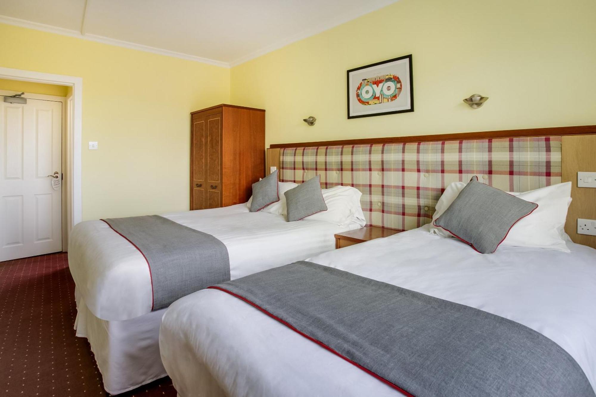 Oyo Glenpark Hotel, Ayr Central Eksteriør billede