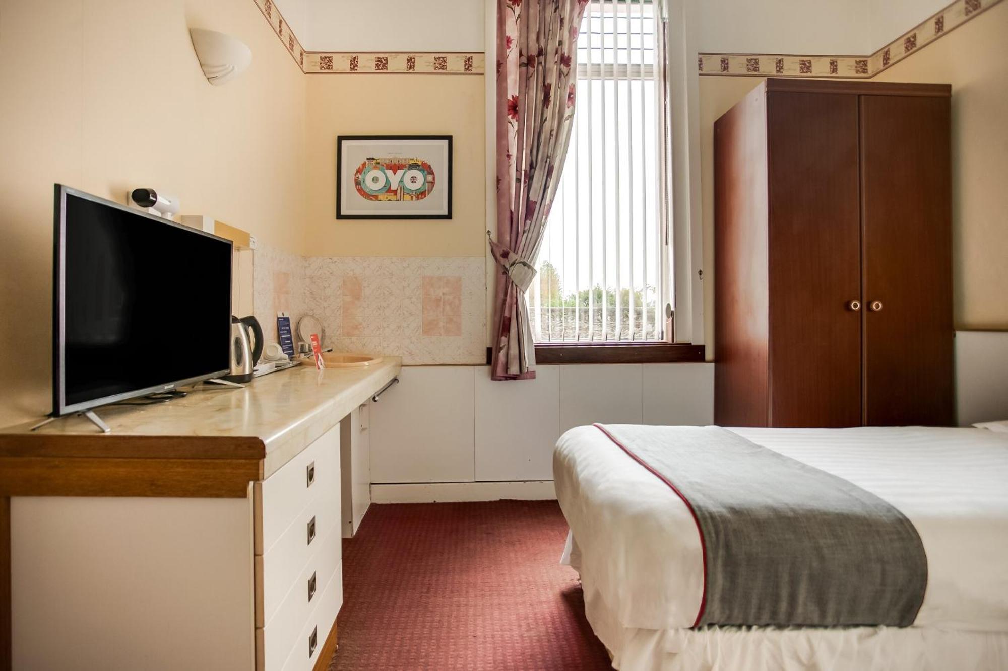Oyo Glenpark Hotel, Ayr Central Eksteriør billede