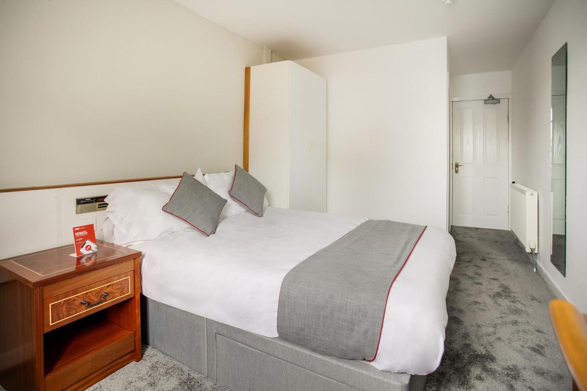 Oyo Glenpark Hotel, Ayr Central Eksteriør billede