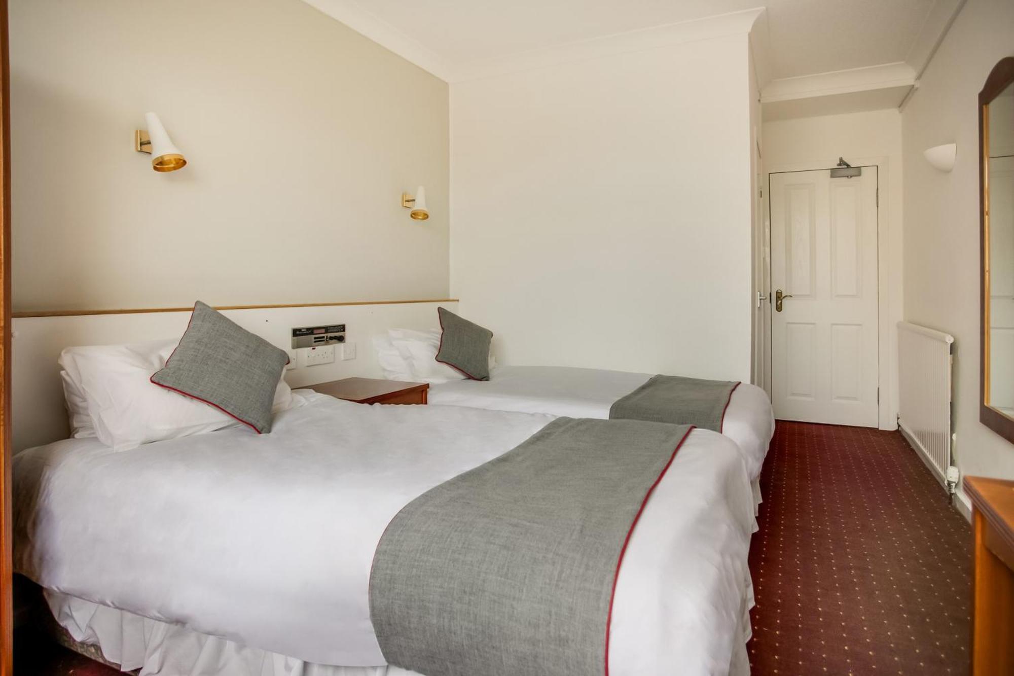 Oyo Glenpark Hotel, Ayr Central Eksteriør billede